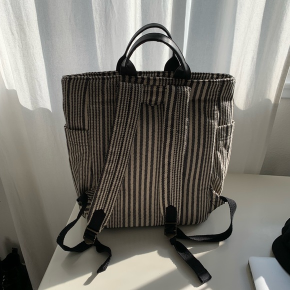 Striped backpack - Picture 2 of 3